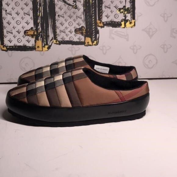 New Authentic Burberry Men’s Brown Birch Check Slippers & Clogs – Made in Italy - Picture 3 of 9